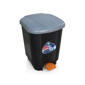 CESTO DE LIXO PLÁSTICO COM PEDAL 21 LITROS PRETO ARQPLAST